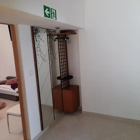 Anagora Iii Apartmán